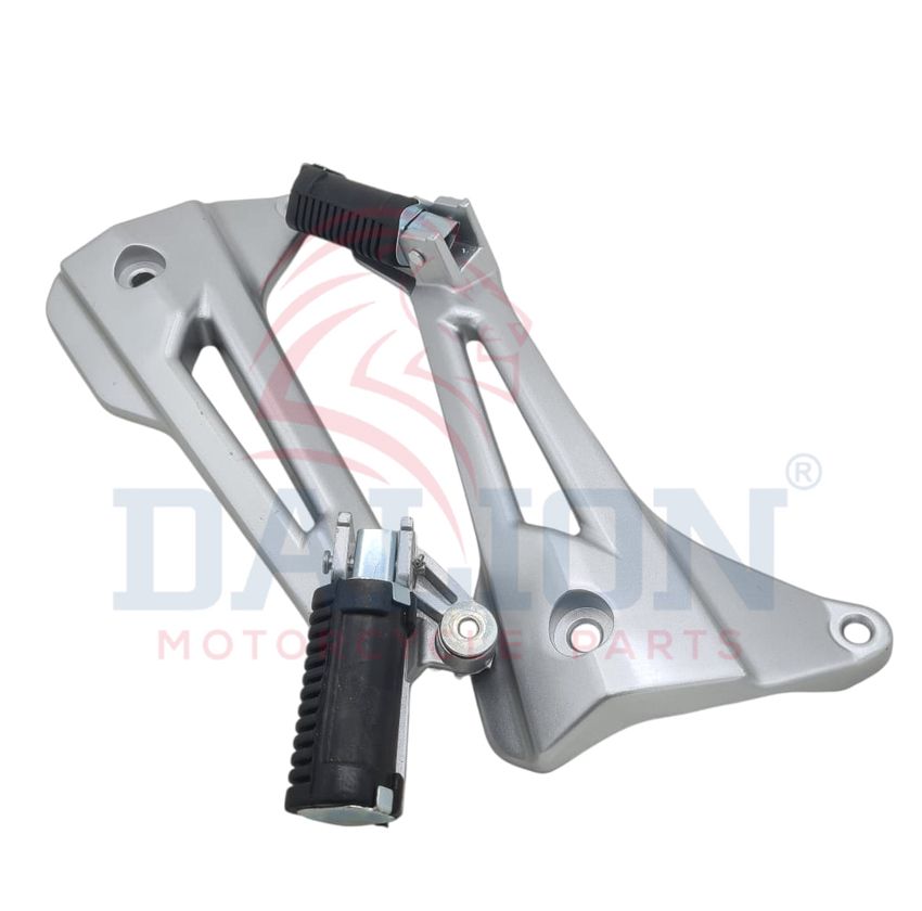  C100 بوزبي كومبلي